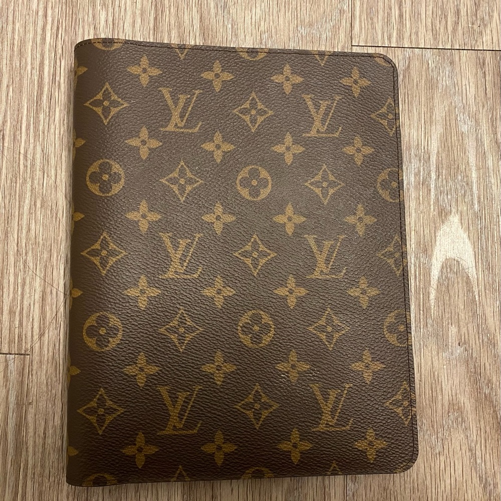 Louis Vuitton Desk Agenda Monogram Canvas